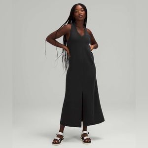 lululemon ease of it all v-neck midi dress softstreme size 2 in black NWOT